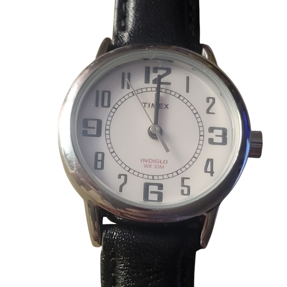 Timex Ladies Indiglo White Dial Silver Trim New Battery Leather Band Vintage - Picture 5 of 7